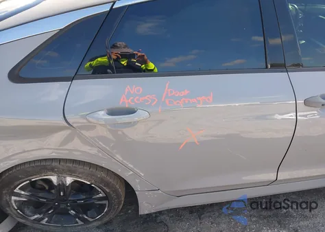 2021 Kia K5 Gt-Line z USA, uszkodzony, nr VIN 5XXG64J20MG050003